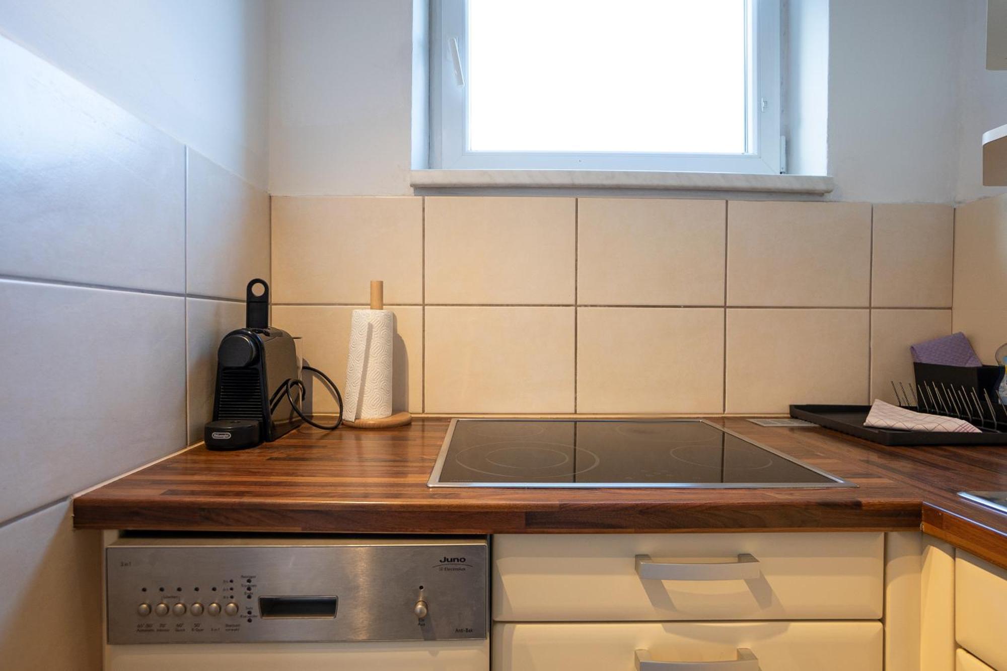 With A Private Terrace Located Right Near Belvedere Castle, 15 Minutes Away From Stephansdom * Wien