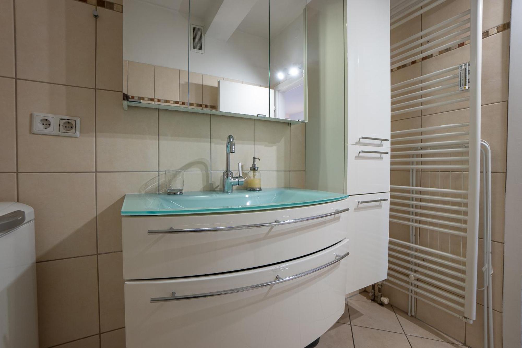With A Private Terrace Located Right Near Belvedere Castle, 15 Minutes Away From Stephansdom * Wien